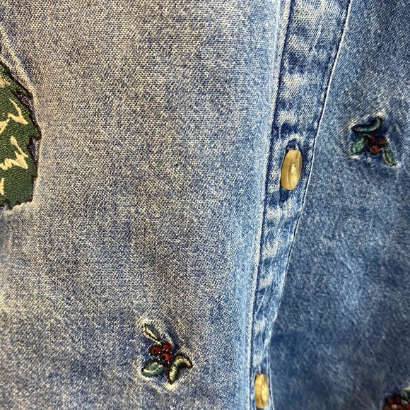 Vintage size large Blue Denim Shirt with Snowman Embroidery Christmas‎ holiday - Picture 6 of 12